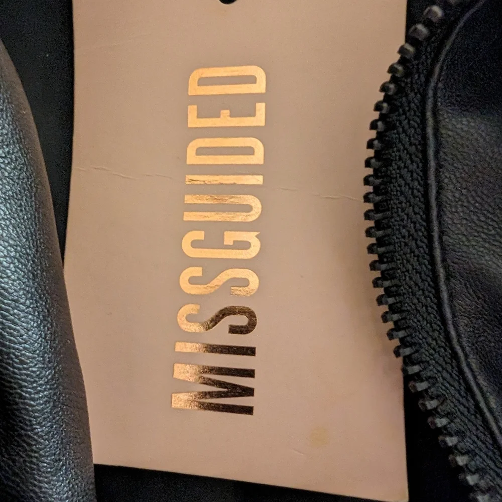 Black boxy oversized borg Jacket - Picture 3 of 5